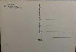 ŞEHİR KARTPOSTALI-FRANSA/PARİS HAVUZ ÇEŞME VE UZAKTAN EYFEL KULESİ GÜNDÜZ GÖRÜNTÜSÜ,ARKASINA YAZILMAMIŞ, RENKLİ, 11 X 15 CM EBADINDA-1950'LER, 1960'LAR, 1970'LER, 1980'LER