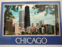 ŞEHİR KARTPOSTALI-ABD/CHICAGO GÜNDÜZ GÖRÜNTÜSÜ,ARKASINA YAZILMIŞ,RENKLİ, 11 X 15 CM EBADINDA - 1950'LER, 1960'LAR, 1970'LER, 1980'LER
