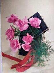 ÇİÇEK KARTPOSTALI-AŞKIN SEVGİNİN VE ROMANTİZMİN SİMGESİ GÜL,KAPAKLI,ARKASINA YAZILMIŞ,RENKLİ, 11 X 15 CM EBADINDA