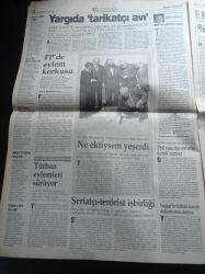 Yeni Yüzyıl Gazetesi - 15 Ekim 1998 - Kandil Eylemi Fazilet Partisi'ni Korkuttu -  Recai Kutan - Şemdin Sakık - Melih Gökçek'in Dosyası Valilikte - Genelkurmay'dan Türban İçin Sert  Yanıt - Yeni Patrik Mutafyan -  Van'da 42 PKK'lı Öldürüldü - Serdar Ortaç Mamak Cezaevinde -  Raj Kapoor