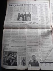 Evrensel Gazetesi - 27 Kasım 1998 - Avrupalı Yayıncılar Türkiye Ligi'ne Göz Dikti - Patronlar Hükümetini Arıyor - Sakıp Sabancı - Akın Birdala Suikast Davasında 5 Tahliye - Savaş Buldan'ın Katili Yaşar Öz -  Necmettin Erbakan Beraat Etti - Pinochet'in Umutları Suya Düştü - Malvarlığı Soruşturma Komisyonu - Mesut Yılmaz - Tansu Çiller