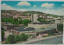ŞEHİR KARTPOSTALI-ALMANYA/STUTTGART ŞEHRİN YUKARIDAN GÜNDÜZ GÖRÜNTÜSÜ,ARKASINA YAZILMIŞ,RENKLİ, 11 X 15 CM EBADINDA - 1950'LER, 1960'LAR, 1970'LER, 1980'LER