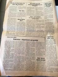ANKARA GÜVEN GAZETESİ YEREL TAŞRA BASINI --24 Ekim 1950 Yıl :2 --Türk  kıtaları Kore de çeteleri temizliyor -- Memurların tayin  işlerinde  yapılan  hatalar -  Bevin  İngilizlerin Mısır dan Çekilmeyeceklerini Söyledi --Nepel İsyanı --Birleşmiş milletler  üyesi 60 devletten  ancak  39 Kore harbine iştirak etti--Paşabahçe şişe  fabrikasını Almanlar  idare edecek -Hindistan , Jüri  ihracat  resmini 750 rupiden  1500 rupiye çıkardı - Karaköy geçidi  - Pakistan -Afganistan  gerginliği -Türkiye pamuk  istihsali -- Gazetecilik  enstitüsü - İngiltere 'nin dış ticareti--Borsa ve Piyasa  Haberleri