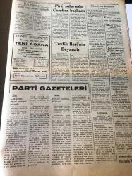 ADANA KÖYLÜ SESİ GAZETESİ YEREL TAŞRA BASINI --27 KASIM 1952 Yıl:1- Siyasi İrtica : Remzi Oğuz Arık- Kore harp esirleri hakkında - Acaba bütün gazeteciler sıradan mı geçecek ?- Bağdat nümayişleri meselesi - Cumhurbaşkanı  Pire Sularında   Amerika 'nın  stratejik  planları yeniden  gözden  geçirilecek - Köylü Partisi Destanı  Yazan :Dr.  Mahmut  Kobaner --Tevfik  İleri 'nin Beyanatı -Doktor :Haşim  Altınok - Doktor :Bedri Görgün - Doktor : Ali  Menteşoğlu -