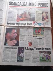 Yeni Şafak Gazetesi - 26 Kasım 1998 - Ahmet Taşgetiren - Nazlı Ilıcak - 28 Şubat'ın Ürünü Olan ANASOL D Hükümeti Tarihe Karıştı - Almanya Abdullah Öcalan'ın Kendilerine İade Edilmesi Durumunda İç Savaş Çıkmasından Korkuyor - İstanbul Büyükşehir Belediye Başkanı Recep Tayyip Erdoğan - Recai Kutan Görev Verilirse Hükümeti Kurarım - Başörtüsü Yasağı - Galatasaray Juventus Maçında Abdullah Öcalan Gerilimi - Süleyman Demirel