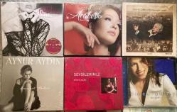 12 ay x 215TL taksitle KAMPANYA FİYATI 1999TL 38  CD SIFIR JELATİNLİ AMBALAJINDADIR İrem Derici Ziynet Sali Sezen Aksu Sibel Can Deniz Arcak Yıldız Tilbe Papatya Baharı  Aynur Aydın Kutsi Ferhat Göçer Züleyha Sertab Erener Kırık Kalpler Albümü Eda Doğanay ANKARALI TURGUT