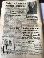 ANKARA POLATLI  POSTASI  GAZETESİ YEREL TAŞRA BASINI  YEREL TAŞRA BASINI---21 Temmuz 1958 Yıl :2 Sayı :498 -MKE Kurumu Sosyal Sahada da  Büyük Faaliyetler Gösteriyor -Umum Müdür Fuat Yücesoy , bu mevzudaki çalışmalar  etrafında  izahat verdi - Buğday Bankasının Büyük İkramiyesi  Polatlı  ve Kırıkkale 'ye İsabet Etti --Kral Hüseyin Beyanat  Verdi --Lübnan  da  Birleşmiş  Milletler  Müşahitlerinin  Durumu --Birleşik Amerika İngiltere Anlaşması - Son Sovyet Teklifi  İhtiyatla Karşılandı -Florence Nightingale  tesisinin  temeli  20 Ekimde atılacak -- Türkiye  guruplar arası  atletizm  şampiyonasını  Çukurova  bölgesi  kazandı -Amerikan petrol  sanayi  istihsali arttırmağa  hazır --Bir  Galatasaraylı  dan  B. ALİ 'ye Mektup---Son İki Kıbrıs 'ta   kan gövdeyi götürüyor  -Dün 3 Türk Daha Öldürüldü --Birleşik  Arap  Cumhuriyeti  Amerikan  Notasını  Reddetti -Irak 'ta  Kral  Ailesinin   Malları  Müsadere Edildi - Çin Müslümanları  İyi Niyetle Heyetinin  Basın Toplantısı