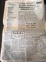 DÜZCE POSTASI GAZETESİ YEREL TAŞRA BASINI - 25  Ekim 1962 Yıl :12 Sayı :2181-Gelir Vergisi Üçüncü Taksitinin Müddeti  31 Ekim  Akşamı  Sona Eriyor --29 Ekim Cumhuriyet  Bayramı  Hazırlıklarına  Başlandı - Amerika da ırkçılık  ceryanı  Bu Yıl  Belediye  Sokak  Tamirlerine  Önem Veriyoruz :Necati  Güzeltürk -- Muvakkat Öğretmenlerin Tayin Listesi   --Ne Çıkar   Yazan :Şeref Çele--Ziraatte  Uçakların  Kullanılması Zirai İstihsali Artıyor - Komünist  Çin 'de  Tıp  Alemi -Barzani  Kuvvetleri Muhasara Altında -İnönü  İzmir de ki Evi  Cezalı Vergi  Ödeyecek -