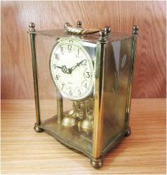 ALMAN HaLLeR PİRİNÇ ŞöMiNe-KoNSoL SAATİ.......DÖNER SARKAÇLI