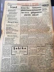 DÜZCE POSTASI GAZETESİ YEREL TAŞRA BASINI - - 14 Eylül 1962 Yıl :12 Sayı :2147--Bilumum Öğretmenlerin Ek Ders Ücretleri On Beş Liraya Çıkacak--Jandarma Mukavemet Ederek Yaralamaya Teşebbüs - -Su :Celal Özdicle --Şiir Köşesi : Kemalettin Kamuk  -Sevgiliden :Mevlana --Amerika Türkiye 'nin  Elektrik  Enerjisi Kaynaklarının Gelişmesine Yardım Edecek --Rıza Nur ve Hakikat :Ahmet Kabaklı--Barzaniler Türkiye 'ye de ki  aşiretlerden  yardım istedi - Enafrktüs daha çok erkeklerde görülen bir  hastalık -