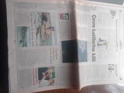 Radikal Gazetesi - 4 Haziran 1998 - Mesut Yılmaz Ve Deniz Baykal 23 Nisan'da Anlaştıkları Konularda Dün Yine Anlaştı - Yeşil Kod Adlı Mahmut Yıldırım - Necmettin Erbakan - Deniz Baykal Ne Diyorsa O - Tuncay Özkan Radikal'de - Sirkeci Halkalı Treninde Patlama 1 Ölü 2 Yaralı - Yüksek Askeri Şura Çeteleri Temizleyecek - 23 Nisan Mutabakatı - Dünya Kupasına Doğru