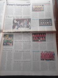 Radikal Gazetesi - 4 Haziran 1998 - Mesut Yılmaz Ve Deniz Baykal 23 Nisan'da Anlaştıkları Konularda Dün Yine Anlaştı - Yeşil Kod Adlı Mahmut Yıldırım - Necmettin Erbakan - Deniz Baykal Ne Diyorsa O - Tuncay Özkan Radikal'de - Sirkeci Halkalı Treninde Patlama 1 Ölü 2 Yaralı - Yüksek Askeri Şura Çeteleri Temizleyecek - 23 Nisan Mutabakatı - Dünya Kupasına Doğru