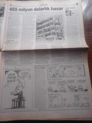 Radikal Gazetesi - 8 Ağustos 1998 - Monica Lewinksy Büyük Jüri'ye Bill Clinton İle Defalarca Cinsel İlişki Kurduğunu Söyledi - İktidar Bloku Tansu Çiller'i Yüce Divan'a Gönderebilmek İçin Gerekli Çoğunluğunu Yitirebilir - ANAP Milletvekili Hayrettin Uzun İstifayı Değil Siyasi İntiharı Tercih Ediyorum - NATO'dan Sırplara Gözdağı - Spor Yasasına Makyaj - Conrad McRae Fenerbahçe'de