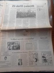 Radikal Gazetesi - 13 Eylül 1998 - Başkan Bill Clinton'ın Seks Fantezileri - Ethem Mahçupyan - Murat Belge - Monica Lewinksy Bill Clinton İle İlişkisini Ayrıntılarıyla Anlattı - Fırtına Vadisi'nde Söz Yargının - Kenan Evren Hastanede - CHP Lideri Deniz Baykal Mesut Yılmaz Serbest - İsrail'le İttifaka Doğru - Şişli Belediyesi'nin Eski Firari Başkanı Gülay Aslıtürk'e Kırmızı Bülten - Efes Pilsen