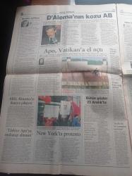 Radikal Gazetesi - 24 Kasım 1998 - Yüce Divan'da Yargılanmaktan Mesut Yılmaz'ı Doğru Yol Partisi Tansu Çiller'i ANAP Kurtardı - Süleyman Demirel Abdullah Öcalan'ı İade Etmeyen İtalya'ya Yangın Roma'yı Da Sarar - UEFA İtalya'ya Teslim - İtalya Başbakanı D'alema'dan Türkiye'ye Suçlama - Ethem Mahçupyan - Murat Belge