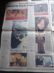 Yeni Yüzyıl Gazetesi - 30 Ekim 1998 - Cumhurbaşkanı Süleyman Demirel Anıtkabir Defterine Hesap Vermeye Geldik - THY Uçağını Kaçıran Hava Korsanına Müthiş Operasyon - Cumhuriyetin 75. Yılı İçin Anıtkabir Doldu Taştı - İstanbul'da Dev Yürüyüş - Köşk'te Büyük Resepsiyon - Mesut Yılmaz - Berna Yılmaz - Tansu Çiller - Perran Kutman - Emel Sayın - Erol Evgin - Hepatit C Aşısı Bulundu - Cizre'de PKK Telin Edildi - İbrahim Tatlıses