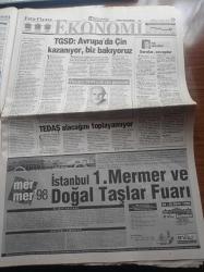 Hürriyet Gazetesi - 18 Ekim 1998 - Tefeci Nesim Malki'nin Katili Oğuz Işık Elden Kaçtı - Recep Tayyip Erdoğan'ın Oğlu Burak Erdoğan - Sevim Tanürek - Ölüleri Sağ Gösterip SSK'dan Tam 10 Yıl Milyarlar Çektiler - Diktatör Pinochet Tutuklandı - Galatasaray - Adanaspor - İstanbulspor