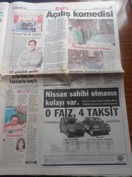 Hürriyet Gazetesi - 30 Aralık 1998 - Bir Solukta Galatasaray - Atletico Madrid Elvir Baliç'in  Peşinde - Fenerbahçe Dünyayı Tarıyor - Hakan Şükür - Türkiye'nin Gücü Kıbrıs Rum Yönetimi S 300 Füzelerinin Adaya Getirilmemesi Kararını Aldı - Yalım Erez Hükümetinin Anahtarı Deniz Baykal'da - Recai Kutan - Erdemir 1 Dolara Fabrika Aldı - Tansu Çiller - Edyta Mustafa Sandal'a Hayran Kaldı - Karahan Çantay - Çağla Şikel