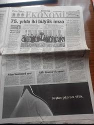 Hürriyet Gazetesi - 30 Ekim 1998 - Adana'dan Kalkan Ayvalık Uçağı Erdal Aksu İsimli Hava Korsanı Tarafından Kaçırıldı - Bekaret Fıkrası ANAP'ı Karıştırdı - İtalyan Teknik Direktör Ancelotti Fenerbahçe'ye Geldiğime Pişmanım - Hakan Şükür Fobisi - Cumhuriyetin 75. Yıldönümünde Görülmemiş Coşku - 13 Ülkenin Lideri 100 Başbakan Ve Resmi Temsilcileri Cumhuriyet Bayramı Kutlamalarına Katıldı - Süleyman Demirel - Rauf Denktaş - Haydar Aliyev - Almanya'nın Yeni Başbakanı Schröder Atatürk Yüzyılın Reformcusu