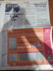 Hürriyet Gazetesi - 5 Haziran 1998 - Erzincan Valisi Recep Yazıcıoğlu Siyah  Ekmek Viagra Gibi - Haluk Levent - Kayahan - Yeşim Salkım - NBA Kasırgası - Mesut Yılmaz İle Deniz Baykal Anlaştı - Çifte Seçim Uygun Değil - 2000 Yılının Polisleri - Fes  Ya Sarık  Giyenler 6 Aydan 1 Yıla Kadar Hapis Cezasına Çarptırılacaklar- Terörle Mücadele Tasarısı - Sekreter Nuray Karabulut'un Katiline İdam Cezası