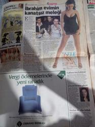Hürriyet Gazetesi - 2 Haziran 1998 - İbrahim Kutluay Demet Akalın Aşkı - Kubilay Türkyılmaz İstanbulspor'la Anlaştı - Ancelotti Fenerbahçe'ye Geldi - Cem Uzan - Leyla Zana'ya 132 Şehit Ailesine 47 Milyon Maaş - Susurluk Raportörü Kutlu Savaş RTÜK Başkanı - Mesut Yılmaz - Jumbo Jette Seks Kıyamet Kopardı - Metrese Dinamit