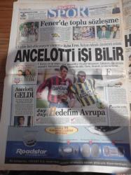 Hürriyet Gazetesi - 2 Haziran 1998 - İbrahim Kutluay Demet Akalın Aşkı - Kubilay Türkyılmaz İstanbulspor'la Anlaştı - Ancelotti Fenerbahçe'ye Geldi - Cem Uzan - Leyla Zana'ya 132 Şehit Ailesine 47 Milyon Maaş - Susurluk Raportörü Kutlu Savaş RTÜK Başkanı - Mesut Yılmaz - Jumbo Jette Seks Kıyamet Kopardı - Metrese Dinamit