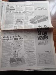Milliyet Gazetesi - 29 Kasım 1998 - UEFA Galatasaray Juventus Maçını İptal Etti - Basketbol Milli Takımı İsveç'ten Sonra Letonya'yı Devirdik - Anayol E Şekilleniyor - Abdullah Öcalan Avrupa'yı Birbirine Düşürdü - Sürgündeki Budist Lider Dalai Lama Yazı Dizisi - Skorksy Düştü 15 Asker Şehit - Tansu Çiller - Mesut Yılmaz - Galatasaray'ın Balosu - Demet Şener'in Dekoltesi