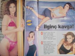 Şamdan Haftalık Aktüalite Sinema Tiyatro Müzik ve Magazin Dergisi - 28 Haziran 1998 - Hande Ataizi - Demet Şener - Zeki Triko - Neslihan Yavuzcan - Yasemin Ulukartal - Ali Karacan - Cem Cantaş - Mehmet Ali Erbil - Merve İldeniz - Serdar Önal - İpek Tenolcay - Esin Moralıoğlu - Merve İldeniz - Tansu Çiller - Mert Çiller - Demet Şener - Erdal Acar - Burak ut - Cem Yılmaz - Ali Sunal - Funda Barın - Gözde Tan - Mahsun Kırmızıgül - Selçuk Özer - Ebru Şancı - Şebnem Özinal - Bilge Kara - Şebnem Durukan - Ender Mermerci - Esin Maraşlıoğlu - Gizem Özdilli - Celal Çağa - İskender Paydaş - Ozan Çolakoğlu - Bora Öztoprak - Sedat Akdemir - Metin Şen - Zeha Betaş - Duygu Akar - Ece Kıramer - Alltuğ Paker - Dilek Dinç - Demet Akbağ - Cenk Eren - Orhan Özbaş fotoğraf ve haberi - Tam Takım Dergi