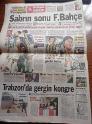 Milliyet Gazetesi - 28 Aralık 1998 - Beşiktaş Başkanı Süleyman Seba'yı Ağlatan Cenaze - Popescu Gözden Düştü - Aziz Yıldırım - Emniyette Ölen Muhbir İtirafçı Hüseyin Uzun Kirli Çarkı Anlatmıştı - Dansöz Nesrin Topkapı Kapalı - Cumhurbaşkanı Süleyman Demirel Tansu Çiller'e Karşı Sertleşiyor - Fazilet Yalım Erez'e Mesafeli - Ömer Lütfü Topal'a 9 Trilyon Vergi Cezası - Türkan Şoray