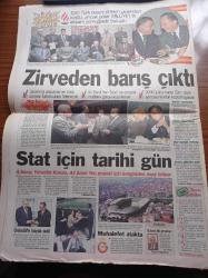 Milliyet Gazetesi - 26 Aralık 1998 - Faruk Süren Fatih Terim El Ele - Galatasaray Yönetimi Ali Sami Yen Spor Kompleksi İçin Kongreden Onay Bekliyor - Bülent Ecevit'ten Yeşil Işık Hükümete Ilımlı Fazilet Partililer Girebilir - Piyanist Mehveş Emeç Bir Kere Sevdim - Ankara Üniversitesinde Oruç Tartışması - Susurluk Krizi - Yaşar Öz Duruşmada Devleti Ve Mehmet Ağar'ı Suçladı
