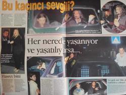 Şamdan Haftalık Aktüalite Sinema Tiyatro Müzik ve Magazin Dergisi - 4 Ekim 1998 - Ebru Şallı - Hande Ataizi - Seçil Heper - Serdar Ortaç - Sibel Can - Nesrin Topkapı - Demet Şener - Özcan Deniz - Mick Jagger - Elif Kıramer - Nilüfer Açıkalın - Alp Ergün - Özden Sevren - Volkan Severcen - Ozan Orhon - Mustafa Altıoklar - Yeğen Demirel - Burak Hakı - Ece Erken - Emel Tanış Güney - Sibel Can - Hakan Ural - Serpil Çakmaklı - Demet Şener - Aysu KAyacı - Yıldız Tilbe - Güneş Taner - Özge Şenocak - Esin Moralıoğlu - Mylene Demongeot - Uğur Akdora - Gülsen Erad - Mişlin Morova - Bülent Ersoy - Cem Adler  fotoğraf ve haberi - Tam Takım Dergi
