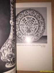 TURKİSH POTTERY - Victoria and Albert Museum - Her Majesty's Stationery Office - İngilizce Katalog (TÜRK Çömlekçiliği - Victoria ve Albert Müzesi)