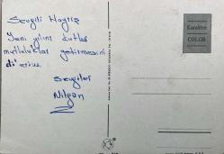 BEBEĞİNİ KUCAKLAYAN ANNE RESMİ KARTPOSTALI,ARKASINA YAZILMIŞ,RENKLİ,11 X 15 CM EBADINDA