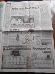 Akit Gazetesi - 21 Aralık 1998 - Hasan Karakaya -  Abdurrahman - Fenerbahçe Zirveye Kondu - Emre Belözoğlu - Elvir Baliç - Dön Baba Dönelim - Ramazanda Bile Başörtülülere Zulüm - Özgürlük İçin Teravih'te Mum - Doğru Yol Partisi Skandal Bantı Açıklayan Meral Akşener'e Sahip Çıktı - Irak'a Yönelik ABD İngiltere Saldırısı Binlerce Kayıp - Ertuğrul Özkök - Recai Kutan - Bülent Ecevit - Süleyman Demirel