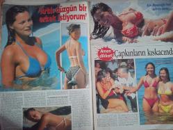 Şamdan Haftalık Aktüalite Sinema Tiyatro Müzik ve Magazin Dergisi - 8 Ağustos 1999 - Ebru Şallı - Müge Cinman - Ozan Doğulu - Ferda Anıl Yarın - Ebru ŞAllı - Esin Moralıoğlu - Gökben - Begüm Mutlu - Nil Ünal - Hande Ataizi - Murat Şahin - Nükhet Duru - Banu Öztürk - Gönül Yazar - Cengiz Uras - Adnan Güngör - Damla Günay - Meltem Ören - Güner Ümit - Ozan Orhon - Okan Işık - Celal Çapa - Başak Sayan - Ali Serter - İbrahim Erkal - Melis Yamalıoğlu  - Tugay Kerimoğlu - İlker Mengi fotoğraf ve haberi - Dergi Tam Değildir Sadece 16 Sayfası Mevcuttur