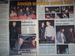 Şamdan Haftalık Aktüalite Sinema Tiyatro Müzik ve Magazin Dergisi - 24 Ocak 1999 - Deniz Akkaya - Demet Sağıroğlu - Nedim Binler - Hande Demirkol - Merve İldeniz - Gözde Tan - Ebru Cündübeyoğlu - Özlem Selanik - Mine Çayıroğlu - Eran Tapan - Atilla Saral - Mehtap Saraç - Billur Kalkavan - Mustafa Sandal - Yonca Dervişoğlu - Okan Bayülgen - Deniz Erdoğan - Mustafa Denizli - Sema Denker - Cem Yılmaz - Seda Aydın - Oktay Kaynarca - Erol Alemdar - Deniz Seki - Neslihan Meyne - Zeynep Tunuslu - İlgi Gövsa - Ceylan Çağlı - Begün Şen - Esra Tümen - Ferda Anıl Yarkın - Sezen Aksu - Mithat Can - Hakkı Yalçın - Eyşan Özhim - Gülşen Yüksel - Duygu Dikmenoğlu - Esin Moralıoğlu - Didem Uzel - Sinem Güven - Selin toktay - Hande Kosdağ fotoğraf ve haberi - Dergi Tam Değildir Sadece 26 Sayfası Mevcuttur