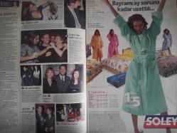 Şamdan Haftalık Aktüalite Sinema Tiyatro Müzik ve Magazin Dergisi - 24 Ocak 1999 - Deniz Akkaya - Demet Sağıroğlu - Nedim Binler - Hande Demirkol - Merve İldeniz - Gözde Tan - Ebru Cündübeyoğlu - Özlem Selanik - Mine Çayıroğlu - Eran Tapan - Atilla Saral - Mehtap Saraç - Billur Kalkavan - Mustafa Sandal - Yonca Dervişoğlu - Okan Bayülgen - Deniz Erdoğan - Mustafa Denizli - Sema Denker - Cem Yılmaz - Seda Aydın - Oktay Kaynarca - Erol Alemdar - Deniz Seki - Neslihan Meyne - Zeynep Tunuslu - İlgi Gövsa - Ceylan Çağlı - Begün Şen - Esra Tümen - Ferda Anıl Yarkın - Sezen Aksu - Mithat Can - Hakkı Yalçın - Eyşan Özhim - Gülşen Yüksel - Duygu Dikmenoğlu - Esin Moralıoğlu - Didem Uzel - Sinem Güven - Selin toktay - Hande Kosdağ fotoğraf ve haberi - Dergi Tam Değildir Sadece 26 Sayfası Mevcuttur