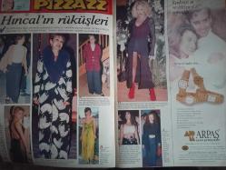 Şamdan Haftalık Aktüalite Sinema Tiyatro Müzik ve Magazin Dergisi - 24 Ocak 1999 - Deniz Akkaya - Demet Sağıroğlu - Nedim Binler - Hande Demirkol - Merve İldeniz - Gözde Tan - Ebru Cündübeyoğlu - Özlem Selanik - Mine Çayıroğlu - Eran Tapan - Atilla Saral - Mehtap Saraç - Billur Kalkavan - Mustafa Sandal - Yonca Dervişoğlu - Okan Bayülgen - Deniz Erdoğan - Mustafa Denizli - Sema Denker - Cem Yılmaz - Seda Aydın - Oktay Kaynarca - Erol Alemdar - Deniz Seki - Neslihan Meyne - Zeynep Tunuslu - İlgi Gövsa - Ceylan Çağlı - Begün Şen - Esra Tümen - Ferda Anıl Yarkın - Sezen Aksu - Mithat Can - Hakkı Yalçın - Eyşan Özhim - Gülşen Yüksel - Duygu Dikmenoğlu - Esin Moralıoğlu - Didem Uzel - Sinem Güven - Selin toktay - Hande Kosdağ fotoğraf ve haberi - Dergi Tam Değildir Sadece 26 Sayfası Mevcuttur