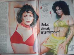 Şamdan Haftalık Aktüalite Sinema Tiyatro Müzik ve Magazin Dergisi - 23 Mayıs 1999 - Didem Taslan - Tuba Ünsal - Kıvnç Kasabalıoğlu - Gülin Kirpikçioğlu - Ebru Destan - Özlem Selanik - Seda Sayan - Yalçın Dümer - Ali Öztürk - Hakan Ural - Ali Aktuna - Hüseyin Cankurtaran - Emel Müftüoğlu - Selin Toktay - Alegra Levi - Alican Ulusoy - Funda Barın - Mehmet özdilek - Funda Barın - Ece Erken - Özdilek Halı Reklamı - Hıncal Uluç - Edip İlkbahar - Hayal Davran - Ferruh Tanay - Mustafa Oğuz - Can Okan - Pamir Demirtaş - Emre Aşık - Şebnem Dönmez - Tolga Rangaviz - Menderes Utku - Güllü Aybar - Deniz Akaya - Şevval Sam - Metin Tekin - Buket Topuz fotoğraf ve haberi - Tam Takım Dergi