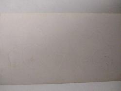 GÜL VE NOTALARIN YAZILMIŞ OLDUĞU KAĞITIN ARASINDAKİ KEMAN RESMİ KARTPOSTALI,ARKASINA YAZILMAMIŞ,RENKLİ,8,5 X 16,5 CM EBADINDA