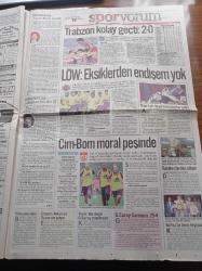 Akit Gazetesi -24 Ekim 1998 - Başgafçı Vural Savaş - Hasan Karakaya - Hüseyin Üzmez - Abdurrahman Dilipak - Dünya Karate Şampiyonu Haldun Alagaş - Tugay Kerimoğlu - Trabzonspor - İstanbul Büyükşehir Belediye Başkanı Recep Tayyip Erdoğan - Sultanbeyli Belediye Başkanı Ali Nabi Koçak'a İftira - Başörtüsü İstifası - Recai Kutan - Tansu Çiller Seçim Aralık'ta Yapılmalı - Yahudilerin Ankara Çıkarması - Netanyahu Arafat Anlaşamadı