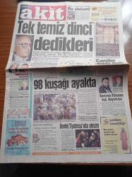 Akit Gazetesi - 23 Ekim 1998 - Hasan Karakaya - Hüseyin Üzmez - Abdurrahman Dilipak - İstanbul Büyükşehir Belediye Başkanı Recep Tayyip Erdoğan Eğitim Belediyelere Devredilsin - Avrupa Kupa Galipleri Kupası - Galatasaray Şampiyonlar Ligi'nde Rosenborg'a Yenildi - Kaset Savaşları İle Ortaya Dökülen Yolsuzluk Pisliğine Bulaşmayan Kalmadı - Kenan Evren Kopyacılıktan Yargılanıyor - 98 Kuşağı Başörtüsü İçin Ayakta - Sultanbeyli Belediye Başkanı Ali Nabi Koçak'tan Vural Savaş'a Suç Duyurusu
