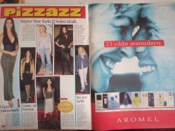 Şamdan Haftalık Aktüalite Sinema Tiyatro Müzik ve Magazin Dergisi - 28 Ocak 2001 - Arzu Pavlova - Levent Candaş - Sibel Tüzün - Raja - Bengü - Ozan Doğulu - İsmail Türüt - Aşkın Nur Yengi - Yılmaz erdoğan - Mehmet Ali Alabora - Deniz Seki - Mehmet Ertem - Tolga Rangaviz - Gökhan Uyanık - Güzide Duran - Hamdi Sütşurup - Nigar Talibova - Cengiz Agayı - Didem Öner - Mustafa Alabora - İpek Tanrıyar - Tuba Ünsal - Murat Başaran - Pınar Eliçe - Sergen Yalçın - Emre Kütük - Selin Fadıllıoğlu - Ebru Güzel - Çağla Şikel - Asuman Krause - Burcu Eroç - Hilal Özdemir - Fedon - Elif İnci Onat - Çağdaş Karasu - Billur Kalkavan - Melda Kamhi - Ozan Korkut - Selin Denizli - Cengiz Abazoğlu - Ebru Yıldırımakın - Esra Özmen - Helin Avşar - Güzide Duran - Ajda Pekkan - Çağla Şikel - Yüksel Ak - Asuman Krause - Gülben Ergen - Kadir İnanır - Şengül Balıksırtı - Fulya Pirim fotoğraf ve haberi - Dergi Tam Değildir Sadece 22 Sayfası Mevcuttur