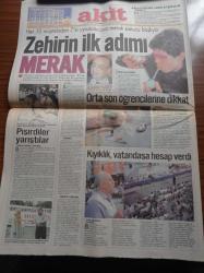 Akit Gazetesi - 24 Haziran 1998 - Hasan Karakaya - Hüseyin Üzmez - Abdurrahman Dilipak - Başörtülü Asker Eşi Ya Dans Et Ya Terk Et Dediler - Gençlerbirliğili Geremi Ateş Pahası - Phil Jackson Kupalardan Bıktı Chicago Bulls'tan Ayrıldı - Başörtüsü Mağduru Öğrencilerin Özgürlük Yürüyüşünün 4. Günü - Süleyman Demirel'e  Alkışlı Protesto - Tansu Çiller