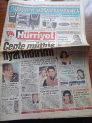 Hürriyet Gazetesi - 14 Haziran 1998 - Fransa 98 Dünya Kupasında Nijerya Fırtınası - Şenes Erzik - Jay Jay Okocha - Süperstar Ajda Pekkan - Sezen Aksu Güneydoğu İçin Düzenlenen Yardım Kampanyasına Villasını Bağışladı - Necmettin Erbakan'a Özel Savcı - Cep Telefonunun İki Büyük Şirketi Türkcell İle Telsim Arasında Fiyat İndirme Savaşı