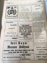 ADIYAMAN GAZETESİ YEREL TAŞRA BASINI   ---15 Kasım 1985 --İl Müdürlüğü Hayvan Sağlığı Şubesince Koruyucu  Aşılama ve Hastalık Takiplerine Devam Ediliyor --Bulgaristan dan kaçıp Türkiye  'ye  sığınan 3 Türk  çilelerini  anlattı --Karımı ve  çocuğumu  bırakıp  kaçtım  -Demirel :  Ülkeyi hükümet değil  enflasyon  idare ediyor --Öykü :Ufuk Öncü :Irgat --Can :Dizel  ithali yeni bir   banker  faciası  olabilir --