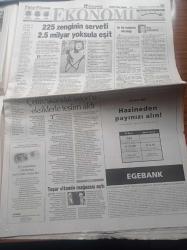 Hürriyet Gazetesi - 10 Eylül 1998 - Cumhuriyetimizin Ve Federasyonun 75. Yıl Kutlaması Organizasyonu Fiyaskoyla Sonuçlandı - Büyük Kupa Efes Pilsen'in - Maliye Bakanı Zekeriya Temizel - Tıpta En Son Mucize İsteyen Kız İsteyen Erkek Çocuk Sahibi Olabilecek - ABD S 300'ler Bölgeyi Rus Kontrolüne Sokar - Eşi Hülya Avşar'ı Aldattı İddiası - İstanbul Büyükşehir Belediye Başkanı Recep Tayyip Erdoğan Vali'yi Dava Etti