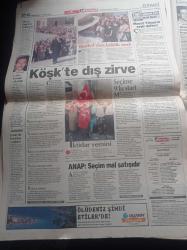 Hürriyet Gazetesi - 10 Eylül 1998 - Cumhuriyetimizin Ve Federasyonun 75. Yıl Kutlaması Organizasyonu Fiyaskoyla Sonuçlandı - Büyük Kupa Efes Pilsen'in - Maliye Bakanı Zekeriya Temizel - Tıpta En Son Mucize İsteyen Kız İsteyen Erkek Çocuk Sahibi Olabilecek - ABD S 300'ler Bölgeyi Rus Kontrolüne Sokar - Eşi Hülya Avşar'ı Aldattı İddiası - İstanbul Büyükşehir Belediye Başkanı Recep Tayyip Erdoğan Vali'yi Dava Etti