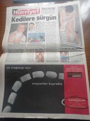 Hürriyet Gazetesi - 10 Eylül 1998 - Cumhuriyetimizin Ve Federasyonun 75. Yıl Kutlaması Organizasyonu Fiyaskoyla Sonuçlandı - Büyük Kupa Efes Pilsen'in - Maliye Bakanı Zekeriya Temizel - Tıpta En Son Mucize İsteyen Kız İsteyen Erkek Çocuk Sahibi Olabilecek - ABD S 300'ler Bölgeyi Rus Kontrolüne Sokar - Eşi Hülya Avşar'ı Aldattı İddiası - İstanbul Büyükşehir Belediye Başkanı Recep Tayyip Erdoğan Vali'yi Dava Etti