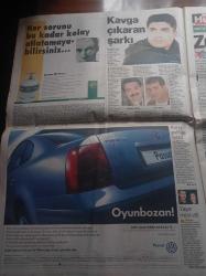 Hürriyet Gazetesi - 22 Kasım 1998 - Rusya'da Kadın Vekile Suikast - Galatasaray Duvara Çarptı - Stadyumlar İtalya Şaşırma Sabrımızı Taşırma Sloganları Attı - Hasan Şaş - Bebek Katili Abdullah Öcalan'ı Ülkesinde Ağırlayan İtalyan Başbakanı D'alema'nın Başı Fena Belada - Meclis Başkanvekili Kamer Genç Hüsrev İle Eroinci Hüsrev Akın Aynı Binada - Roma Büyükelçisi İnal Batu - Mesut Yılmaz İtalya'nın Yaptığı Yanına Kalmaz- Harika Avcı